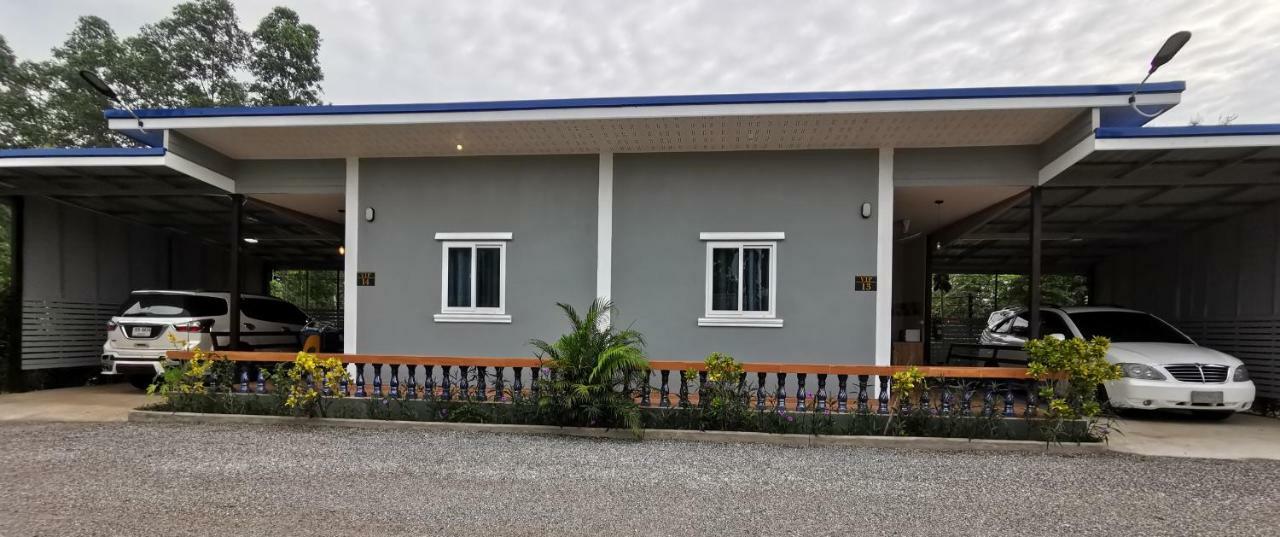 Hi Tech Resort Kabin Buri Exterior photo